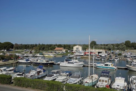 Marina with yachts, harbour, boats, quay, Aigues-Mortes, Gard, Camargue, Provence, France, Europe