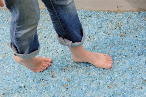 Woman walking barefoot over broken glass, glass gravel barefoot path, Tilbeck Abbey, Havixbeck,