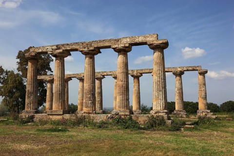 Metaponto, Metaponte, Doric hera temple, Tavole Palatine, Basilicata, Italy, Europe