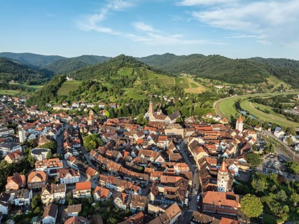 The old town centre of Gengenbach, on the right the river Kinzig, aerial view, Ortenaukreis,