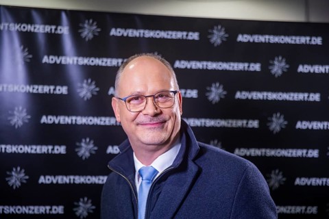 When over 25, 000 visitors flock to the Rudolf Harbig Stadium for the big Advent concert just in