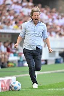 Goal celebration Coach Bo Henriksen 1. FSV Mainz 05 MHPArena, MHP Arena Stuttgart,
