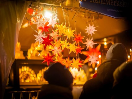 Christmas market on the main street in Dresden Neustadt, Dresden, Saxony, Germany, Europe