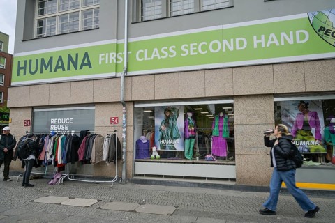 Humana Second Hand Textiles, Turmstraße, Moabit, Mitte, Berlin, Germany, Europe