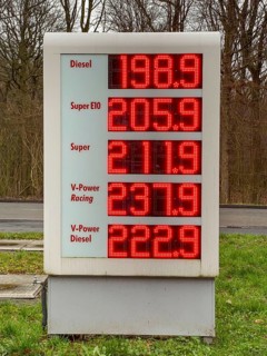 Fuel prices, petrol station, motorway petrol station on the A43 towards Münster, Hohen Mark Ost,