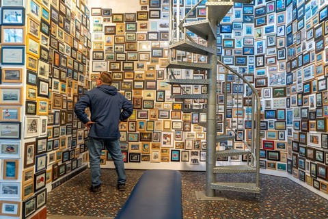 Museum of German Inland Navigation, in the former Ruhrort indoor swimming pool, in Duisburg, ship