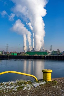 The STEAG combined heat and power plant in Herne-Baukau, hard coal-fired power plant, in front the