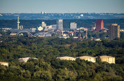 View over the city centre of Duisburg, from northwest, VARO Energy Tankstorage, skyline of the city