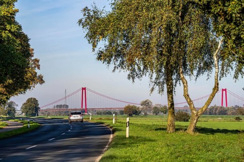 Rhine bridge Emmerich, on the Lower Rhine, left bank of the Rhine, landscape, dyke foreland near