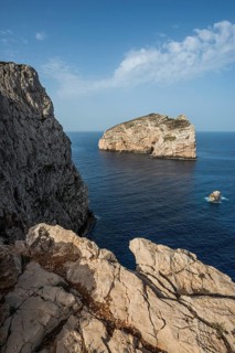 Coast with steep cliffs, Capo Caccia, near Alghero, Sardinia, Italy, Europe