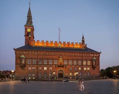 Illuminated City Hall in the National Romantic style by Martin Nyrop, City Hall Square or