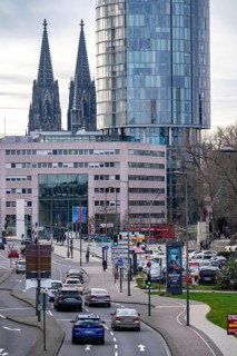 City centre traffic, Opladener Straße, view over the city centre of Cologne, from Deutz to Cologne