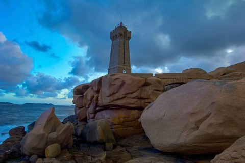 Lighthouse, Phare de Mean Ruz or Phare de Ploumanach, Ploumanach, Granit Rose, Departement Cotes-d