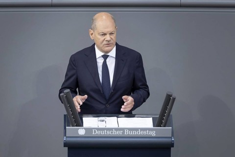 Olaf Scholz (SPD), Federal Chancellor, recorded during his government statement in the German