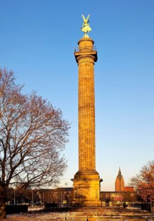 Waterloo Column with Victoria, Victory Column commemorating the Battle of Waterloo, with Market
