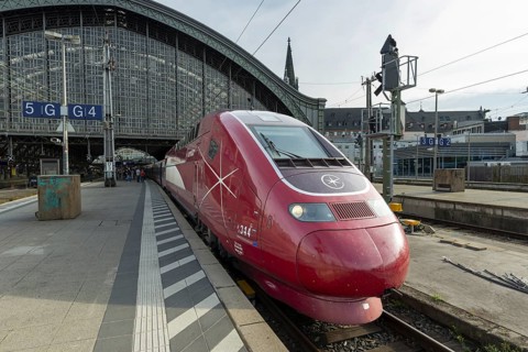 Eurostar train ready to depart for Paris, Cologne Central Station, Cologne, North Rhine-Westphalia,