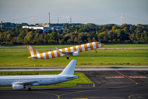 Düsseldorf Airport, North Rhine-Westphalia, Condor Airbus A321-200 on take-off, Aviation Express