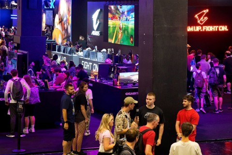 Visitor at the Gamescom trade fair, the world's largest trade fair for computer games and consumer