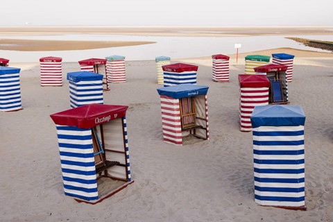 Traditional beach tents on the beach of Borkum, 21.07.2024