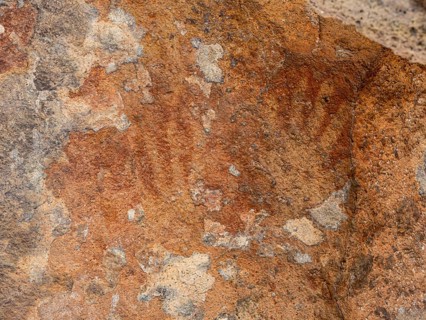 Paredon con pinturas, prehistoric paintings at the walls of a cave, Park Patagonia section