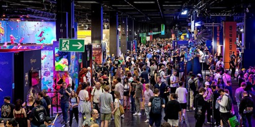 Crowds of visitors at Gamescom, the world's largest trade fair for computer games and consumer