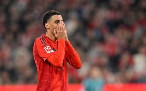 Jamal Musiala FC Bayern Munich FCB (42) disappointed gesture gesture Allianz Arena, Munich,
