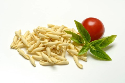 Strozzapreti, uncooked Italian pasta variety, Italy, Europe