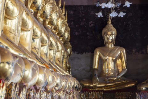 Golden Buddha statues, Bhumispara-mudra, Buddha Gautama at the moment of enlightenment, Wat Suthat
