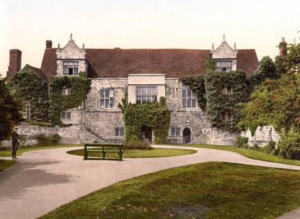 Alter Palast, Maidstone, England / Old Palace, England, Historic, digitally restored reproduction