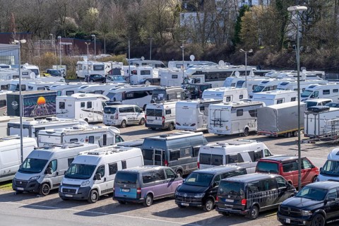 Motorhomes, parking, overnight stay at the P2 car park during the Reise + Camping trade fair in
