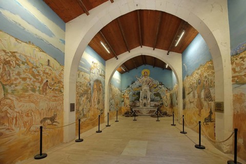 Interior view with mural of Chapelle des Pénitents Blancs, church, Penitents, mountain village, Les