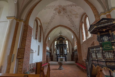 Interior of St Mary's Church, Brick Gothic, at the back the 18th century Baroque altar, on the