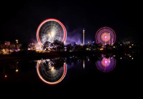 Night shot, overview, reflection in the river Neckar, Ferris wheel, Europa Rad, Gladiator, rides,