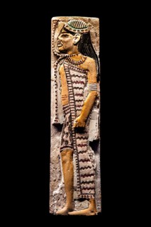 Tile depicting an Asian prisoner from the exhibition: Ramses the Great and the Gold of the