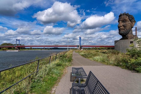 The Friedrich Ebert Bridge over the Rhine between Ruhort and Homberg, Mercator Island, sculpture