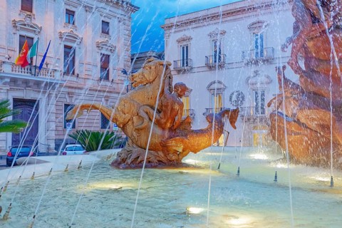 Diana fountain, Ortygia, Syracuse, Sicily, Italy, Europe