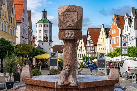 The market square, market fountain and lower Tor tor in the old town centre of Günzburg, Bavaria,