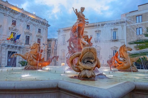 Diana fountain, Ortygia, Syracuse, Sicily, Italy, Europe