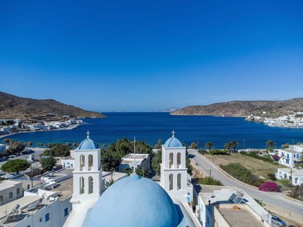 The church of St George in the harbour town of Katapola, Amorgos, Cyclades, Greece, Europe
