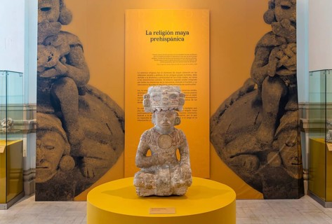 'Idolos' exhibition anthropomorphic figure, Palacio Canton palace anthropology museum, Merida,