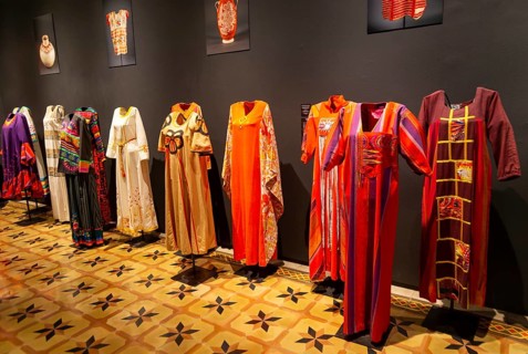'Transposicion' exhibition by Marjorie Skouras of 1960s-1970s female clothes, Museo de Arte Popular
