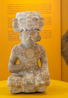 'Idolos' exhibition anthropomorphic figure, Palacio Canton palace anthropology museum, Merida,