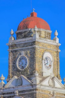 Huayacocotla, Veracruz, Mexico. Jan 29, 2024. Top view of the clock from the Saint Peter the