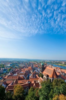 Pirna is a large district town and the administrative seat of the Sächsische Schweiz-Osterzgebirge