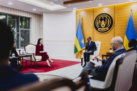 (L-R) Annalena Baerbock (Buendnis 90 Die Gruenen), Bundesaussenministerin, und Paul Kagame,