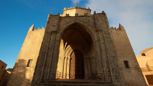 Evening light, Norman Cathedral, Chiesa Madre di Santa Maria Assunta, super wide angle, portal,