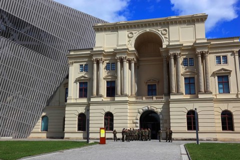 Military History Museum of the German Armed Forces, main arsenal building with wedge, architect