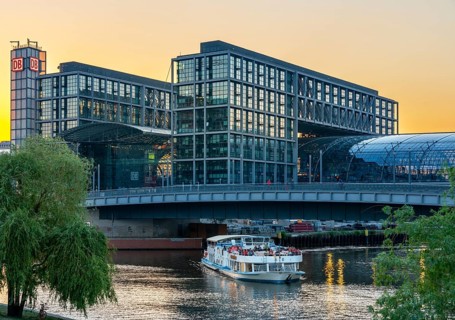 Main station with Spree and excursion steamer, Berlin, Germany, Europe