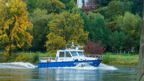 Patrol boat of the water police on the Elbe in Dresden Blasewitz. The Water Police is an