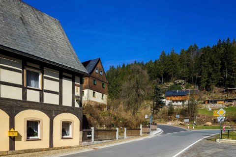 Saupsdorf is a small, quiet village with about 430 inhabitants in the Elbe Sandstone Mountains. The